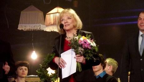 ÚSPĚCHY A OCENĚNÍ V ROCE 2012 CENY ALFÉRA RADOKA V této nejvýznamnější české divadelní anketě získalo Divadlo v Dlouhé již tradičně řadu hlasů odborné veřejnosti a divadelních kritiků.