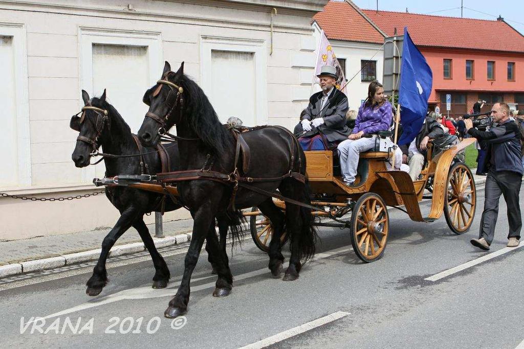 Výroční zpráva 2010 HYJÉ koně Zlínsk