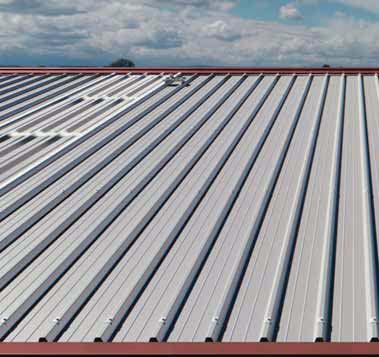 Isocop Vyrábí se v: Itálii, Německu, Španělsku, Rumunsko Sendvičový panel se dvěma kovovými plášti, určený pro střechy