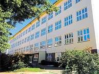 cz Střední škola grafická, Šmahova 110, Brno, 545 212 335, www.ssgbrno.cz SŠ uměleckomanažerská, s.r.o., Táborská 101, Brno, 547 221 376, www.ssum.