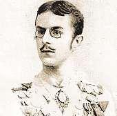 Nebyli by to Češi, aby skandinávskou novinku hned nevyzkoušeli. První lyže se objevily 5. ledna 1887 na Václavském náměstí vpraze. Měřily hodně přes dva metry a říkalo se jim ski.