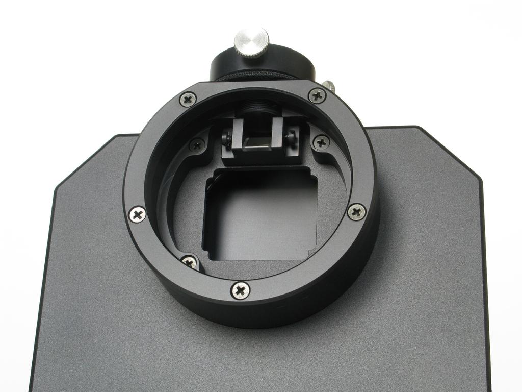 Obr. 17: G3-OAG na hlavě kamery Uchycení kamery přímo na montáž Kamery G3 jsou vybaveny dvěma standardními stativovým závity 0.25020UNC v horní části hlavy kamery.