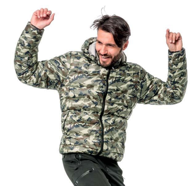 Balení: 10 ks 04096 CALGARY (colour 014 camouflage) Lightweight down jacket with hood, two front concealed pockets and waist elastic.