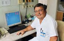 ročník 7 číslo 6 prosinec 2013 Chirurg Tadeáš Gach pracuje v Nemocnici Český Těšín téměř 30 let Mudr.