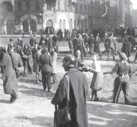 Získaly ostrov Štvanice, odkud vypudily příslušníky německých ozbrojených složek.