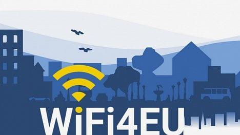 WIFI4EU VEŘEJNÉ WIFI SÍTĚ HRAZENÉ EU Projekt EU pro podporu WiFi pokrytí na veřejně přístupných místech měst a obcí Hodnota voucheru 15 000 EUR Jednoduchý proces registrace, žádosti a uplatnění