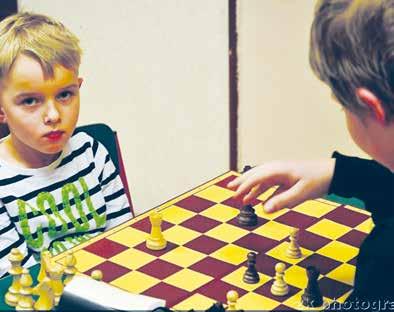 Prostějovská šachová liga Šachový oddíl SK Prostějov uspořádá v průběhu měsíců březen červen 2017 Drama až do konce Předposlední 5. turnaj letošního ročníku zaznamenal opět pár rekordů.
