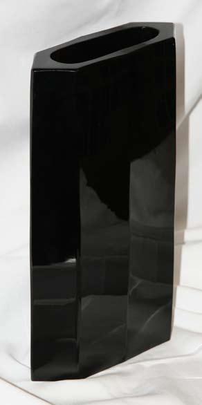 Glass Váza ručně broušený křišťál, výška: 30 cm, značeno dole, stav: dobrý, soukromá