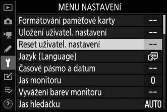 5 Uložte uživatelská nastavení. Vyberte položku Uložit nastavení a stiskněte tlačítko J pro přiřazení nastavení vybraných v krocích 1 a 2 poloze voliče expozičních režimů vybrané v kroku 4.