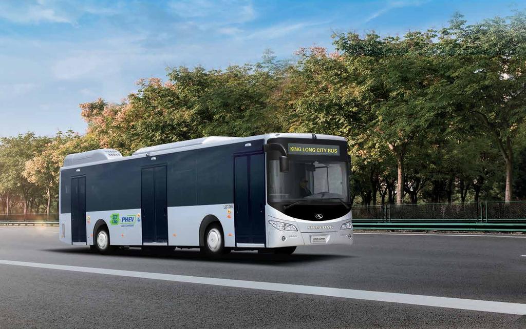 Plug-in hybridní elektrický městský autobus, který je