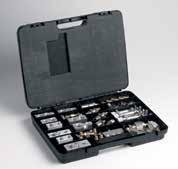 Proplachovací sady Proplachovací sada k plničkám klimatizací TEXA Sada připojovacích adaptérů v kufru obsahuje více než 60 univerzálních adaptérů, přemosťovacích ventilů,