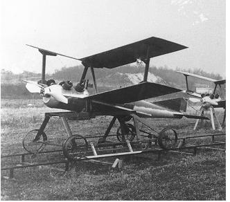 Technické řešení letounu Kettering Bug bylo velmi primitivní. Tento stroj nebyl vybaven ţádným dálkovým ovládáním.