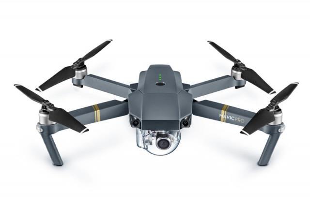 3.7.1. Rekreační letecké snímkování Současná generace nejdraţších rekreačních dronů určených pro AP, uţ je schopna profesionálním strojům velmi dobře konkurovat.