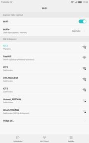 Během chvíle začne tablet vyhledávat dostupné Wi-Fi sítě.