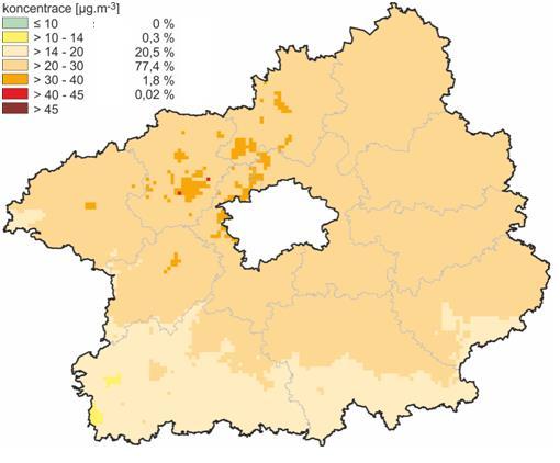 Obrázek 13: Pole průměrné roční koncentrace PM 10, zóna CZ02 Střední Čechy, rok 2011 Zdroj dat: ČHMÚ Obrázek 14: Pole průměrné roční koncentrace