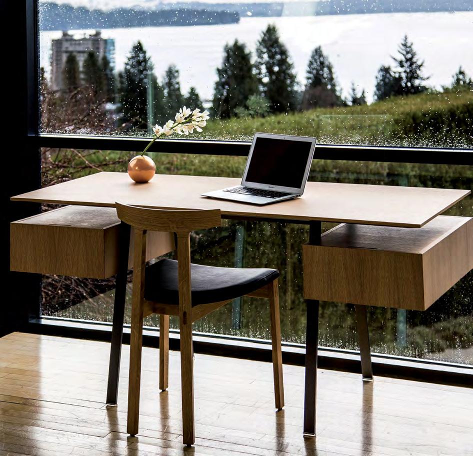 1 Homework psací stůl Niels Bendtsen, 2013 Torii židle Niels Bendtsen, 2011 Bensen je výrobní společnost založená v roce 1981 Nielsem Bendtsenem, dánským návrhářem, který v 50.