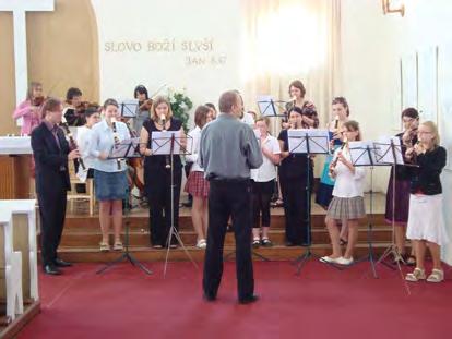 Benefiční srdíčkový ples žádná novinka, pořádají ho společně PAPRSEK s PIAFOU. Každý druhý rok je tedy hlavním pořadatelem náš klub.