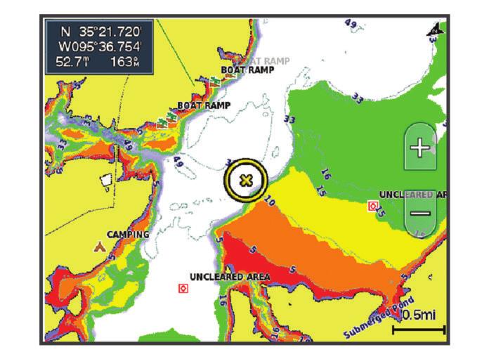 Červená Oranžová Žlutá Zelená Od 0 do 1,5 m Od 1,5 do 3 m Od 3 do 4,5 m Od 4,5 do 7,6 m Navigace prostřednictvím mapového plotteru UPOZORNĚNÍ Pokud je Vaše loď vybavena autopilotním systémem, musí