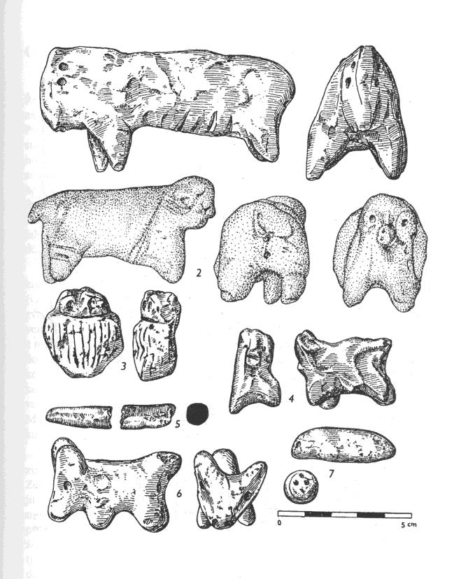 kultovní předměty schematizované ženské i mužské figury, mužské genitálie, sošky zvířat často samice s