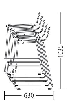 Další výhodou barové stoličky nooi je stohovatelnost, díky které je lze skladovat na minimálním prostoru.