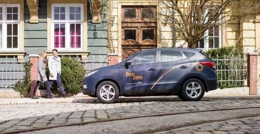 Projekt Bee Zero, Mnichov Bezemisní carsharing Počet Podrobnosti Vozidla 50 Hyundai ix35 FC Tankovací infrastruktura 1 700 bar, Total (Detmoldstrasse 1)