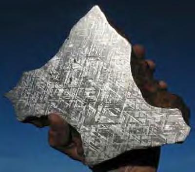 Železné meteority (6-7% nálezov) Zložené prevažne zo železa a tenitu, obsahujú aj tetratenit, karbidy Fe-Ni (cohenit), fosfidy Fe-Ni (schreibersit,
