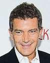 Příkladem je slavný představitel Zorra Antonio Banderas (na snímku).