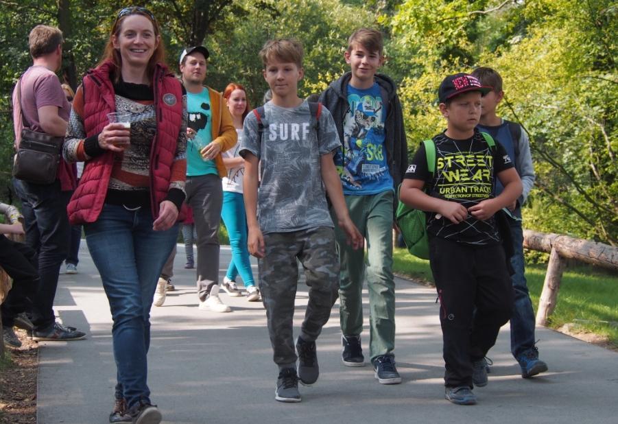 Menší byla účast diváků, nebylo příznivé počasí. Motokrosové závody 9. 9. 2017 Na tento den byl připraven výlet do Prahy a to do zdejší zoologické zahrady.