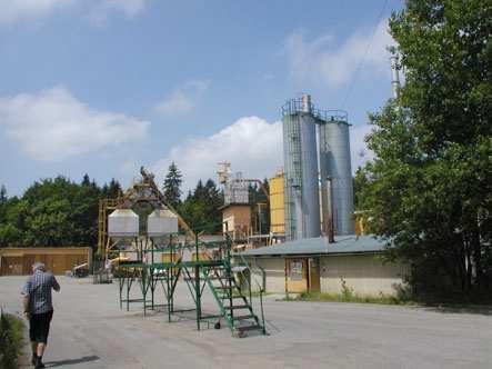 B. Údaje o záměru 13. Odprašovací zařízení typ filtrační jednotky: FV - 100 počet filtrů: 4 typ filtrů: kapsové filtrační plocha: 400 m2/350 m2 14. Řídící jednotka typ: AMMANN AS-20 osazení: 2007 16.