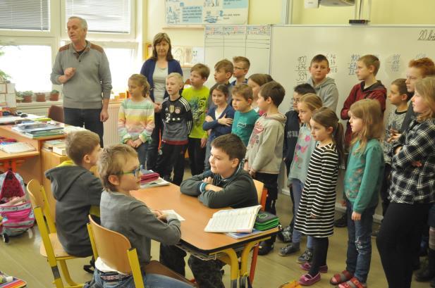 7. Mezinárodní aktivity školy Ve školním roce 2015/2016 jsme navázali kontakt se školou z německého Hohenau.
