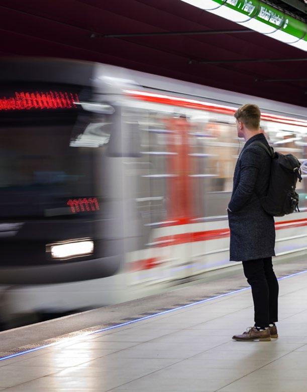 4.3.2. Dlouhodobý hmotný majetek vytvořený vlastní činností Vlastní činností byly prováděny rekonstrukce tramvajových tratí, trakčního vedení a rekonstrukce tramvají KT8D5. Způsob ocenění viz bod 3.1.