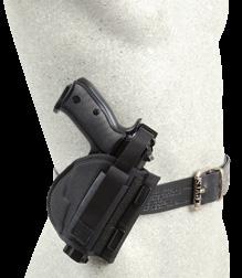 rychlozapínání s nýtovaným stiskacím knoflíkem je délkově stavitelné pomocí VELCRO pásků u pistolových pouzder je opatřené dvojím jištěním