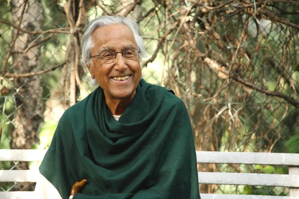 Raimon Panikkar (1918 2010), potomek španělského katolíka a hinduistky z Indie.