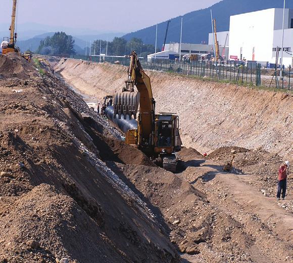 (uvedeno v tabulce sumarizace parametrů) Nad vrcholem potrubí je u potrubí Ultra Rib 2 z PP výška zásipu min 10 cm, pokud zásyp neobsahuje kameny větší než 60 mm.