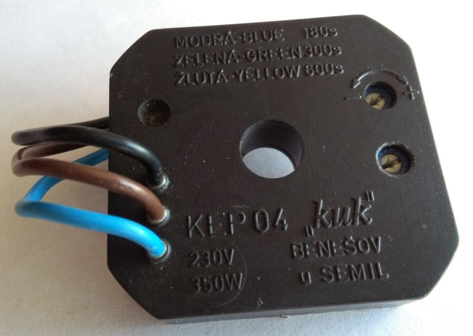 KEP 04 s Časový spínač pro opaované zapínání a vypínání ventilátoru v intervalech nastavitelných do 30 minut Spínací prve Nastavitelné časy tria 30 s až 30 min Pojista pod vypínač, nebo do instalační