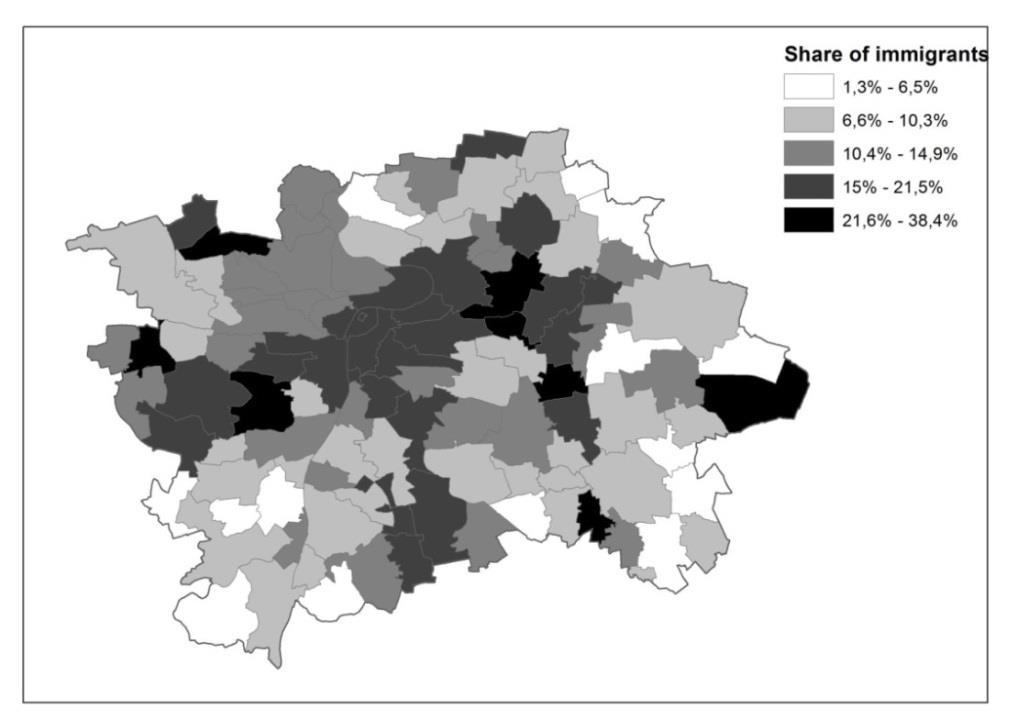 Zdroj: Český statistický úřad, 2015 Služby města Hlavní město Praha usnadňuje přístup migrantům nejen ke službám skrze speciálně pro ně vytvořený web www.prahametropolevsech.eu.