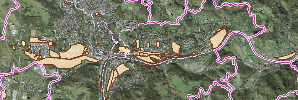 Obr. 3: Mapa města s vyznačením brownfieldů využitím vrstvy GIS Jedná se o dlouhodobý proces přeměny a revitalizace ploch brownfieldů ve městě, který sahá daleko za horizont roku 2015 což je hranice