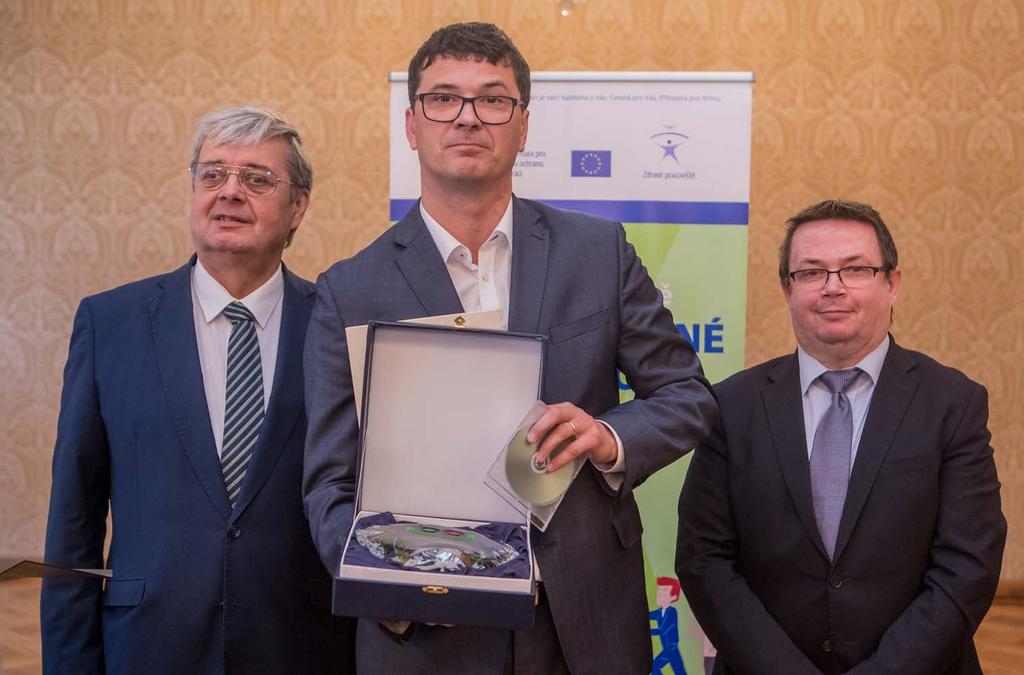 UDÁLOSTI strana 2 Součástí naší politiky je bezpečnost práce Dne 23. 10. 2018 předal v Kaiserštejnském paláci v Praze našemu generálnímu řediteli Ing.