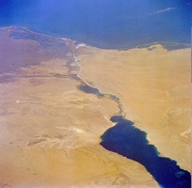pevninskú Suezský prieplav