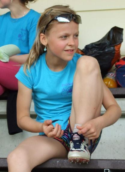 atletika Kristýna Krejčířová 14. místo v republice - dráha 600m 8.