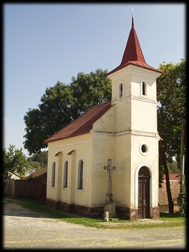 Hornice Kostel sv. Jana Nepomuckého Myšlenka stavby kaple se zrodila roku 1913. Ke stavbě bylo zvoleno místo před domem č.