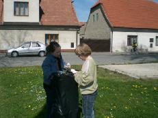 třídy z klíčových kompetencí, s náplní a termínem konání připravované výstavy v Galerii Melantrich Rožďalovice.