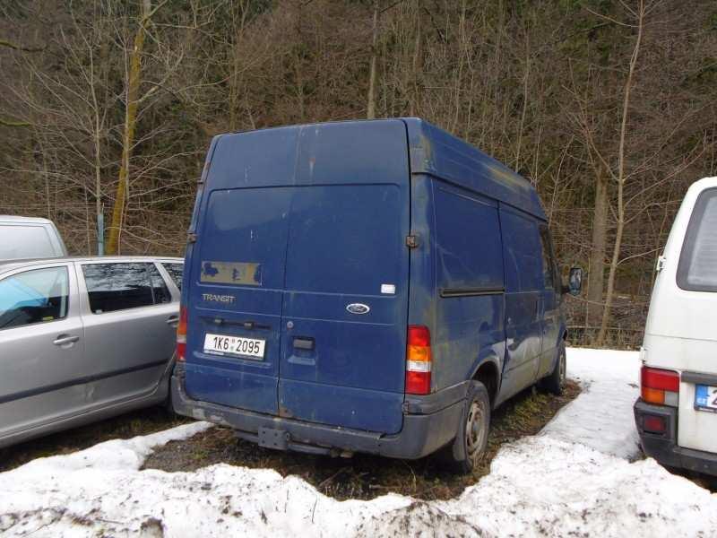 5 VW Transporter,SPZ 2K1 2976, rok výroby 1993, nafta, 2 370 cm3, šedá metal. 385 759 km, v.č.