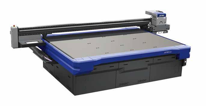 KX Max Print Speed 85m 2 /h 2440mm x 1220mm 100mm up to 14 5 Color KX-R Roll to Roll option Max Width 2190mm Lamp style UV Lamp Flatbed Roll to Roll JETRIX KX série je navržena na vysokou rychlost, v