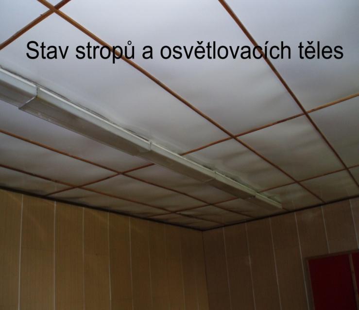 střechou na stropě