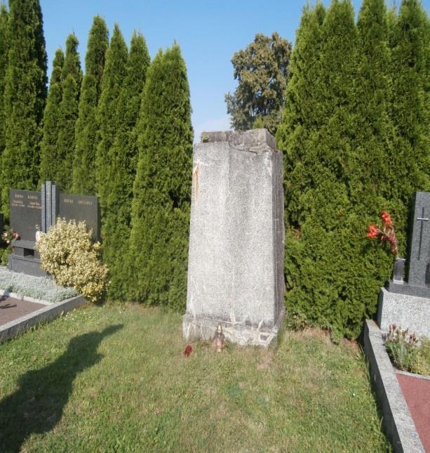 Památník obětem válek hřbitov Hromadný válečný hrob nahrazující hroby 129 původních hrobů vojáků z I. a II.