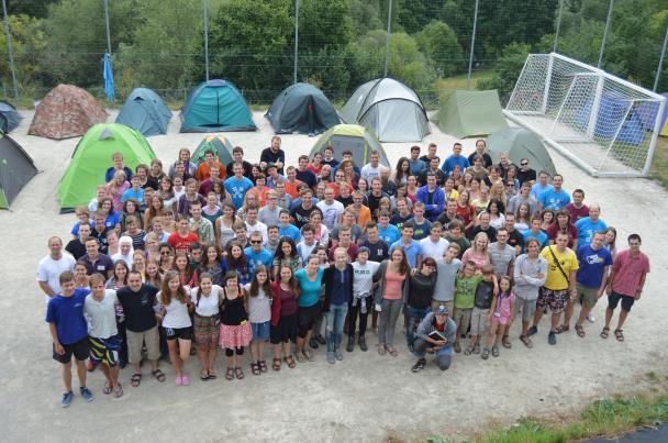 ENTERcamp pro účastníky ve věku 16-23 let proběhl 27. 7. - 2. 8. 2015. Účastnilo se jej 123 mladých.