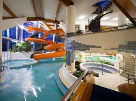 Wellness: léčebné a zážitkové lázně Kehida o rozloze vodní plochy cca 2400 m²: bazény s termální a léčivou vodou, plavecký bazén, ostrůvek s vířivkou, zážitkové bazény, divoká