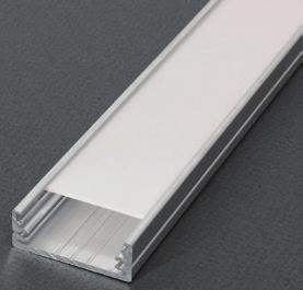 minimálně 120 diodami/m a mléčnou krytkou splývá světlo do souvislé linie krytka s horní montáží uchycení nalepením nebo přišroubováním pro LED pásky do šířky mm profil krytka naklapávací délka