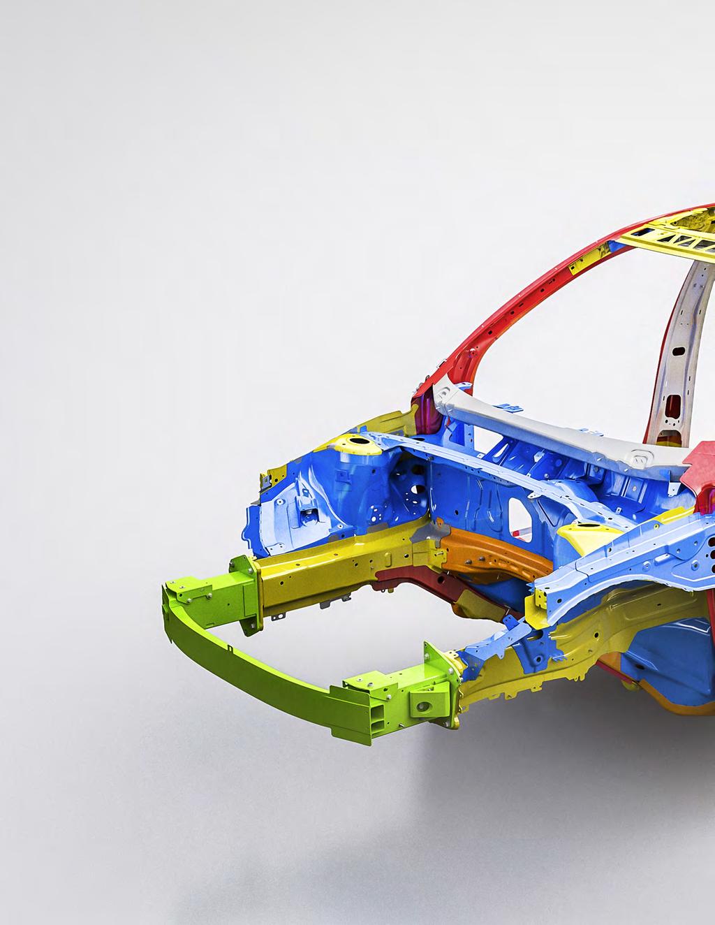 34 VOLVO XC40 BEZPEČNĚJŠÍ NEŽ KDYKOLIV DŘÍVE Chránit Vás i Vaši posádku vždy bylo nejvyšší prioritou každého z vozů Volvo a vyspělé technologie Volva XC40 těží z desítek let inovací automobilky Volvo